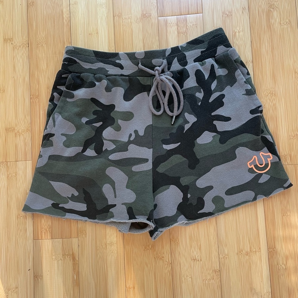 True Religion Camo Shorts, Size Medium